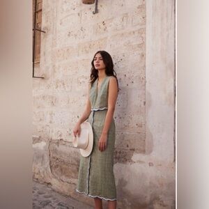 Mirth Bondi Scalloped Top and Skirt in Willow Boxweave